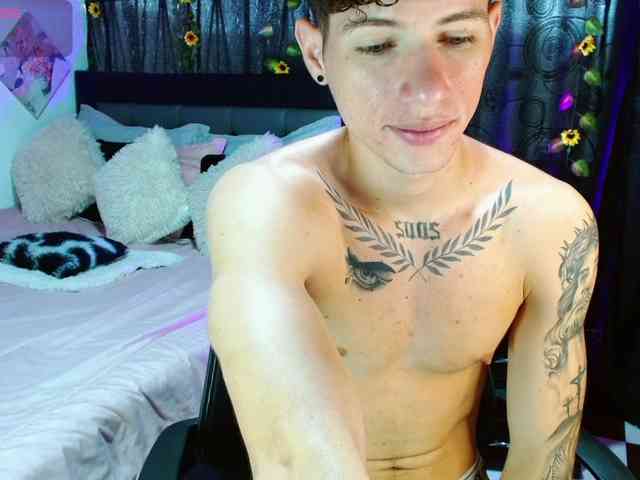 MattiaGorii Sex Cam Show