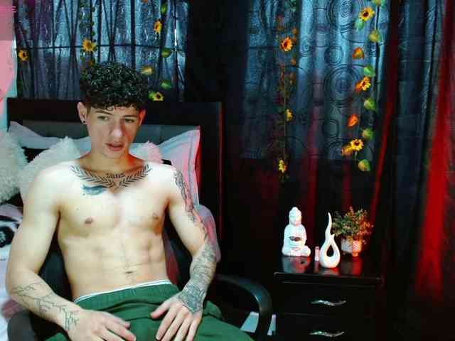 MattiaGorii Sex Cam Show