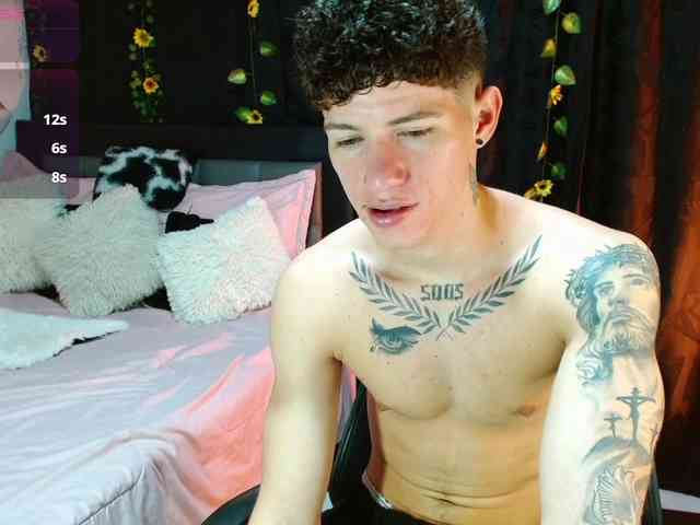 MattiaGorii Sex Cam Show
