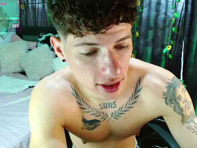 MattiaGorii Sex Cam Show