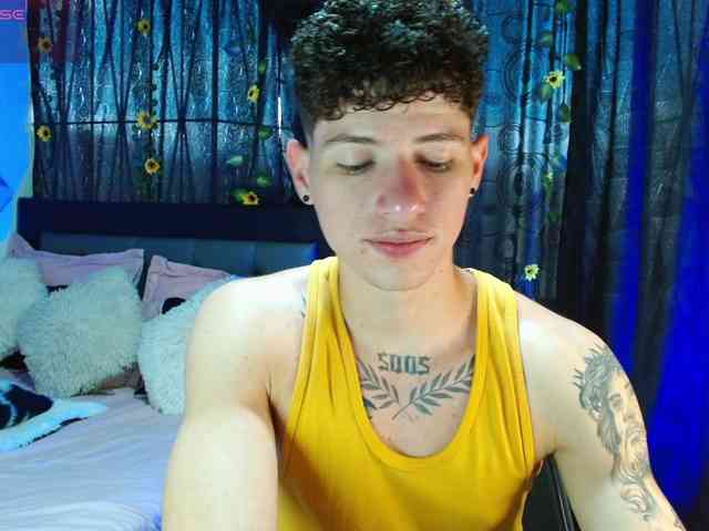 MattiaGorii Sex Cam Show