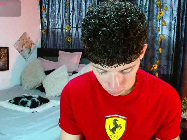 MattiaGorii Sex Cam Show