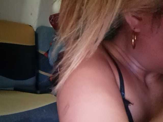 Pempemliciouss live cam on BongaCams
