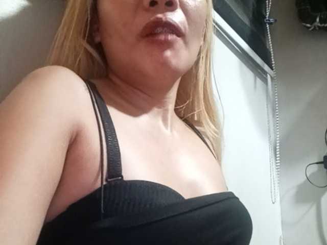 Pempemliciouss live cam on BongaCams