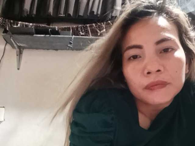 HEARTQUEEN live cam