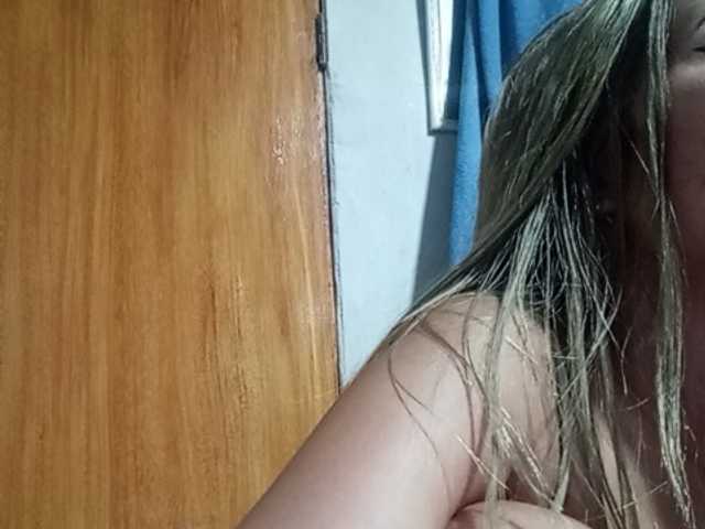 Pempemliciouss live cam on BongaCams