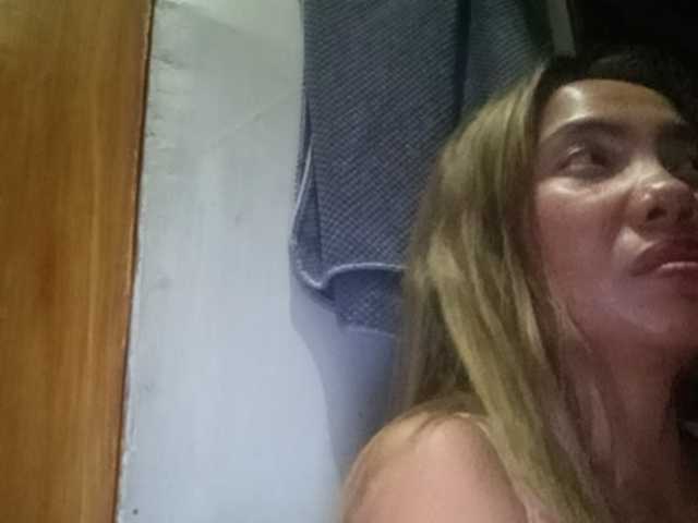 Pempemliciouss live cam preview
