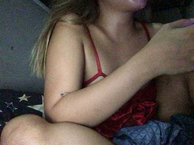 Pempemliciouss live cam on BongaCams