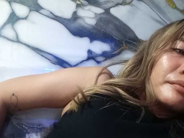 Pempemliciouss live cam on BongaCams