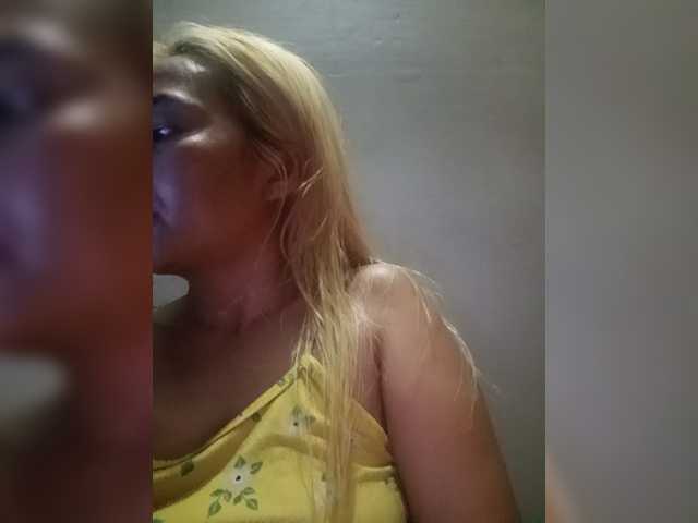 Pempemliciouss live cam on BongaCams