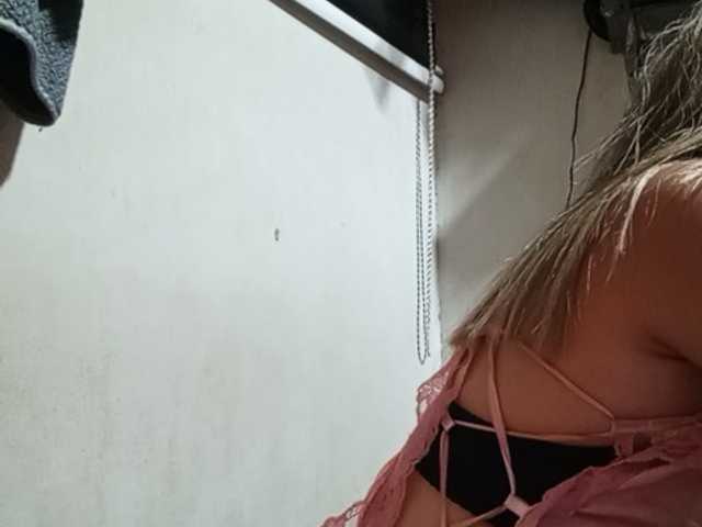 Pempemliciouss live cam on BongaCams