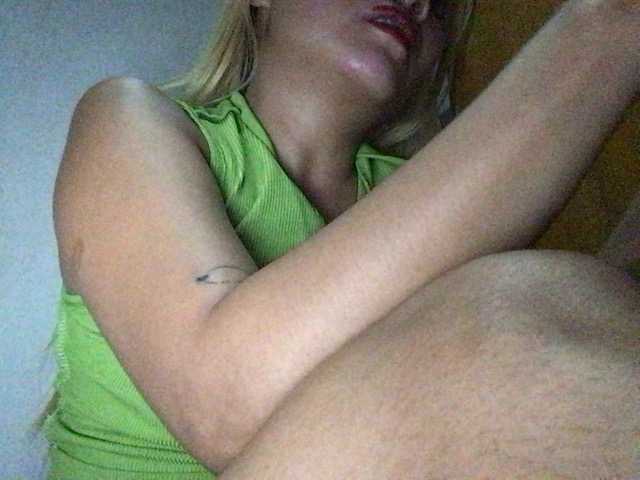 Pempemliciouss live cam on BongaCams