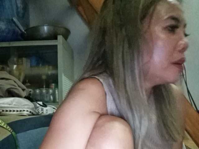 Pempemliciouss live cam on BongaCams