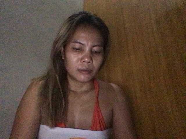 HEARTQUEEN live cam preview