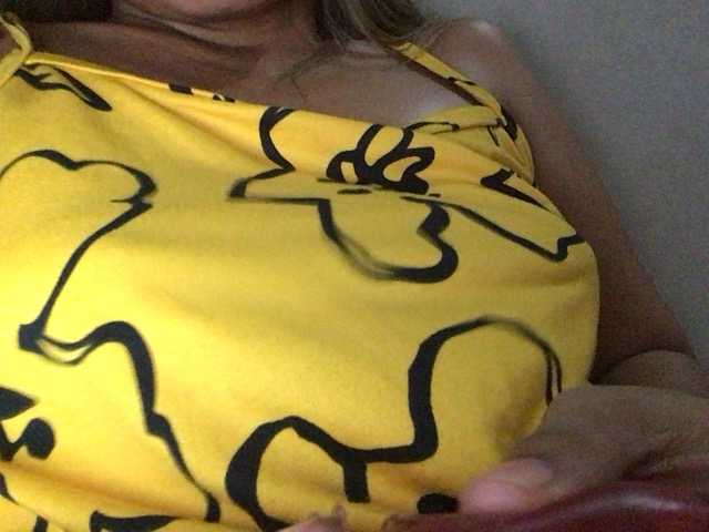 Pempemliciouss live cam on BongaCams