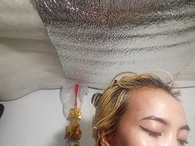 Pempemliciouss live cam on BongaCams