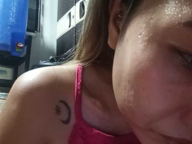 Pempemliciouss live cam on BongaCams