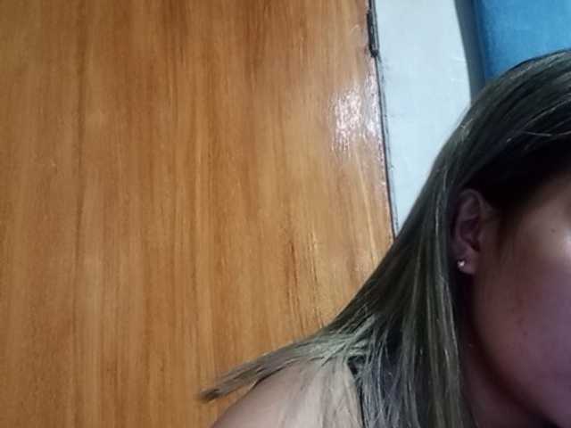 Pempemliciouss live cam on BongaCams
