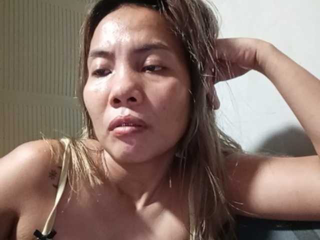 HEARTQUEEN live cam