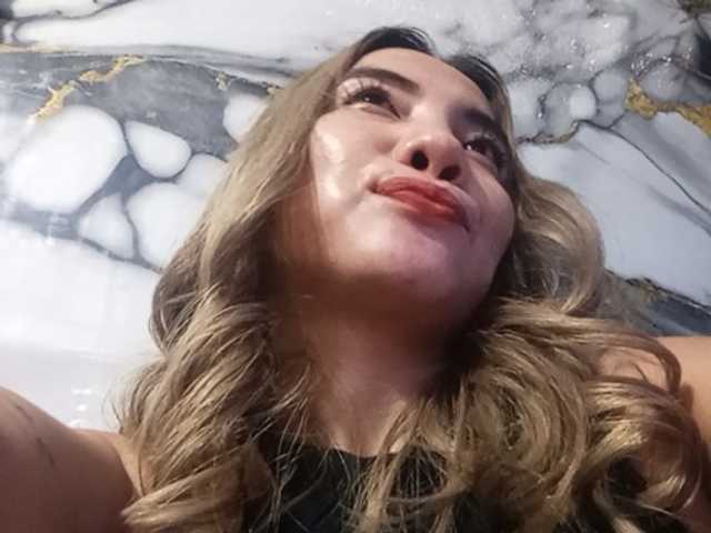 Pempemliciouss live cam on BongaCams