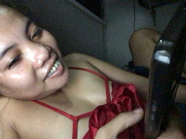 HEARTQUEEN webcam bongacams model stream image