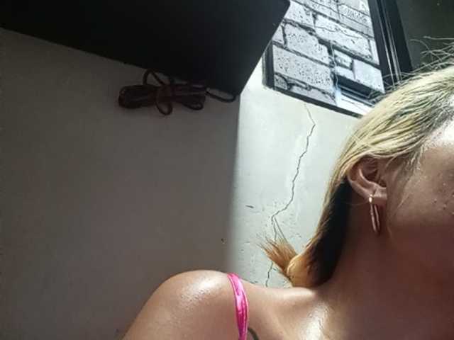 Pempemliciouss live cam on BongaCams