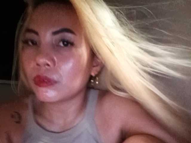 Pempemliciouss live cam on BongaCams