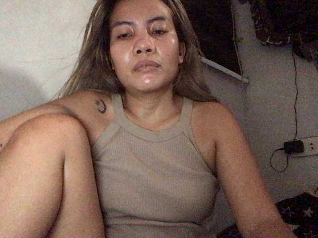 HEARTQUEEN webcam bongacams model stream image