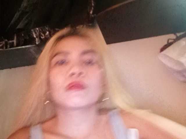 Pempemliciouss live cam on BongaCams