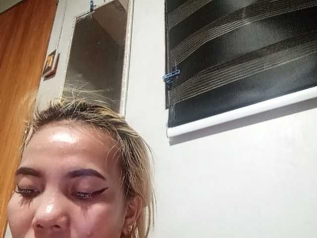 Pempemliciouss live webcam show