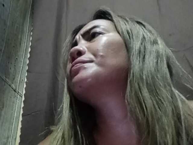 Pempemliciouss, live now on BongaCams