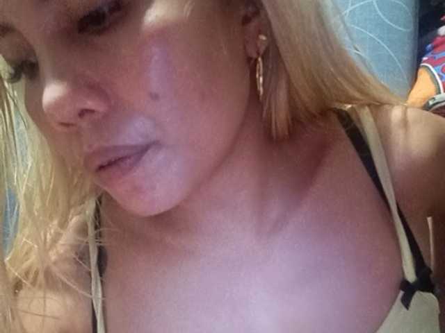 Pempemliciouss live cam on BongaCams