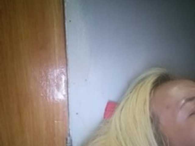 Pempemliciouss live cam on BongaCams