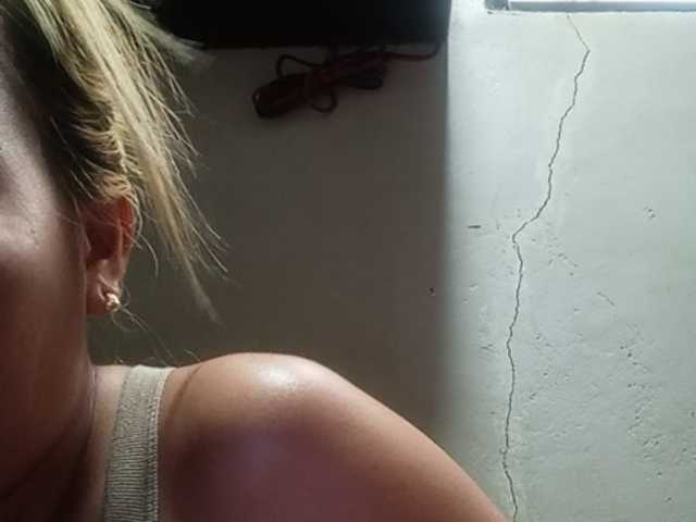 Pempemliciouss live cam on BongaCams