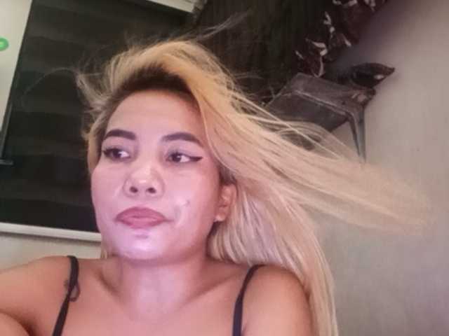 Pempemliciouss live webcam show