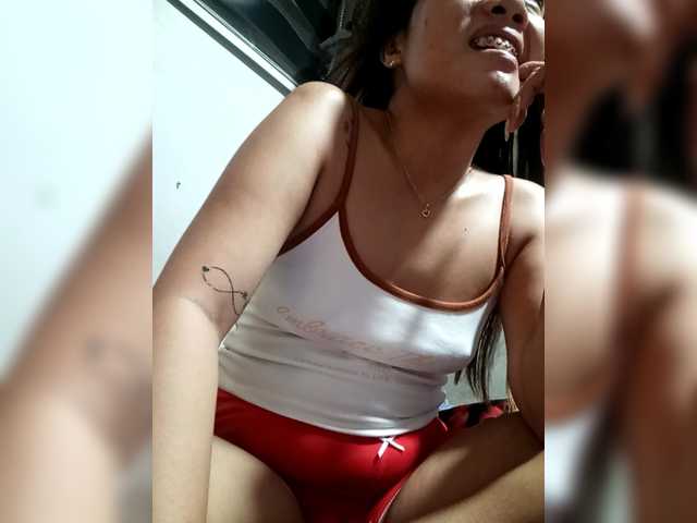 Pempemliciouss's BongaCams show and profile