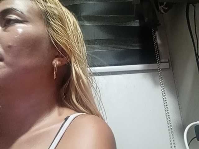 Pempemliciouss live cam on BongaCams