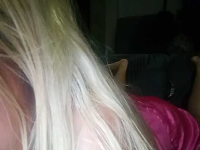 Pempemliciouss live cam on 