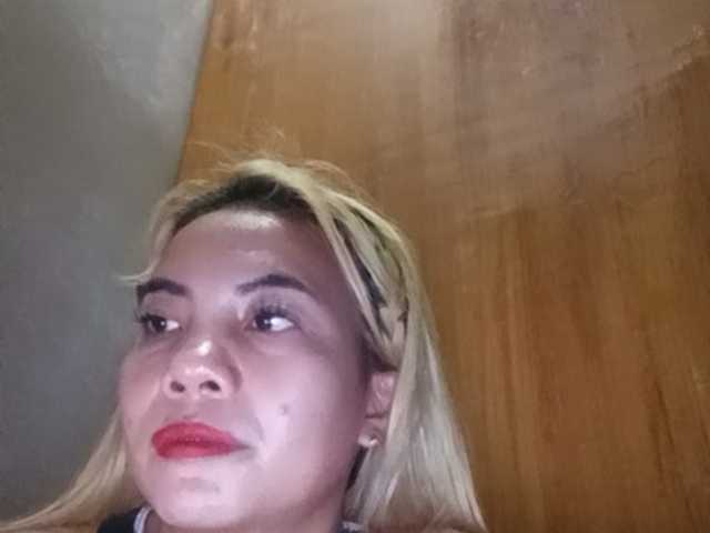 pempemliciouss cam belle