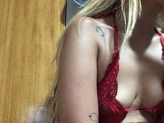 Pempemliciouss live cam on BongaCams