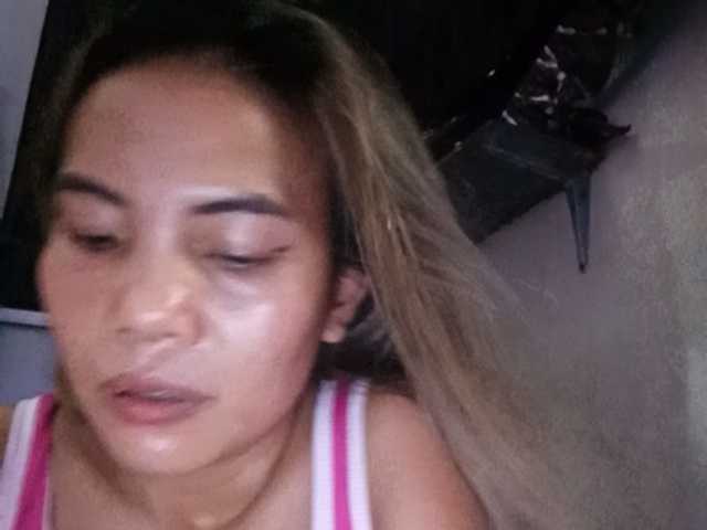 HEARTQUEEN live cam preview