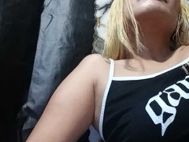 Pempemliciouss live cam on BongaCams