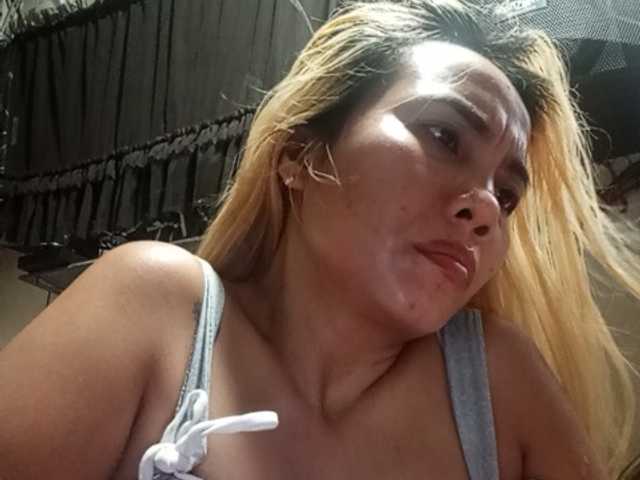 Pempemliciouss live cam on BongaCams