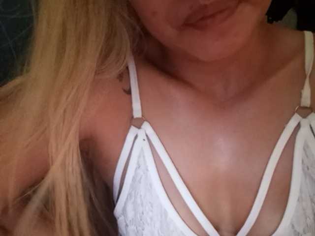 Pempemliciouss live cam on BongaCams