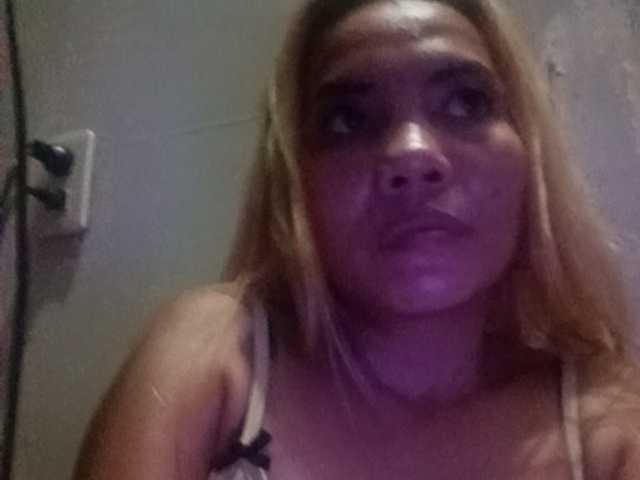 Pempemliciouss live cam on BongaCams