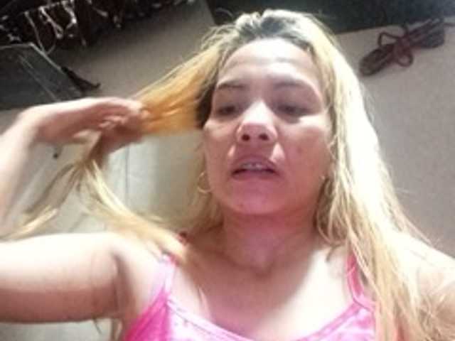 Pempemliciouss live cam on BongaCams
