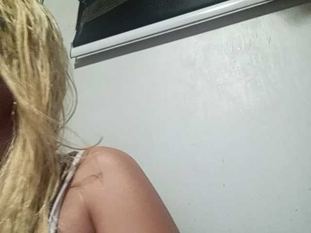 Pempemliciouss live cam on BongaCams