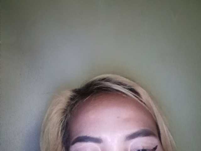 Pempemliciouss live webcam show