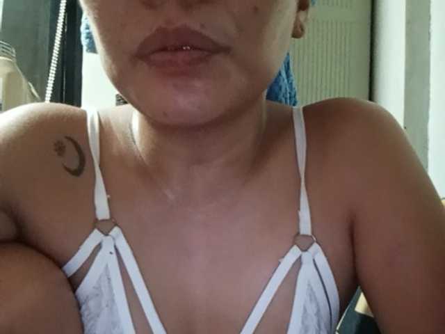 Pempemliciouss live cam on BongaCams