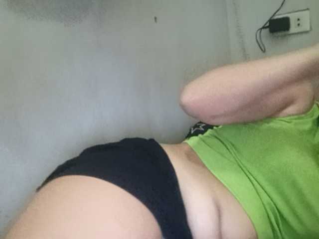 Pempemliciouss live cam on BongaCams